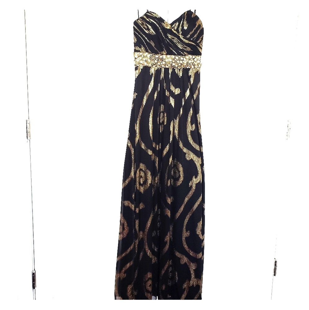 Betsy & Adam Formal Strapless Gown
